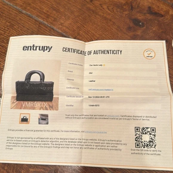 ❌SOLD❌Dior Lady D-Joy Black Cannage with Diamond Motif - Picture 5 of 5